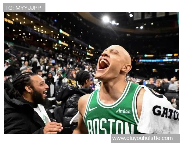 沃尔什半场完美表现七投全中三分三中三狂砍18分3篮板3抢断展现狠人风范