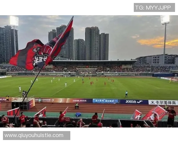 国安U21新星戴金宇试训中超升班马重庆铜梁龙展现潜力