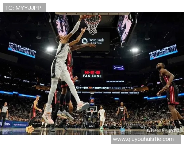 卡斯尔强调提升落位速度以便为文班亚马创造更大空间应对包夹挑战 卡斯尔强调提升落位速度以便为文班亚马创造更大空间应对包夹挑战