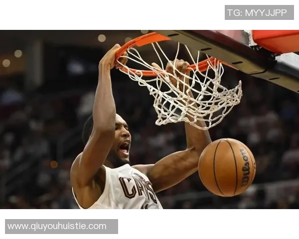 小莫布里半场表现出色7投3中贡献11分3篮板2助攻2盖帽