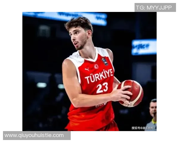 申京赛季首场三分表现亮眼之后接下来的20场命中率骤降仅进15球