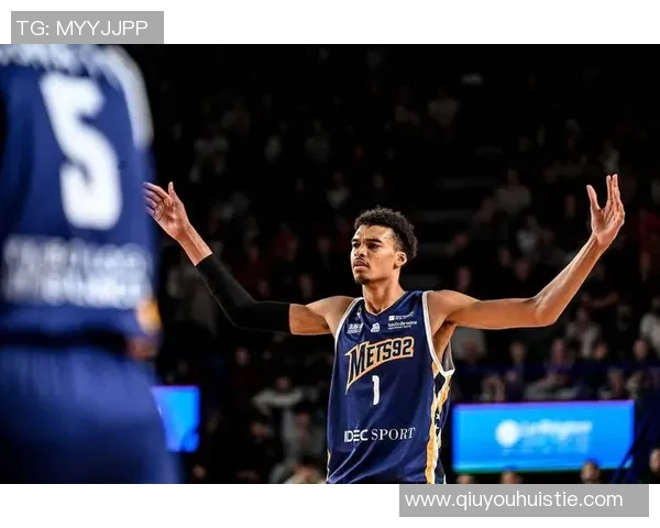 美媒最新DPOY概率分析文班亚马领先切特紧随其后阿门排名第五 美媒最新DPOY概率分析文班亚马领先切特紧随其后阿门排名第五