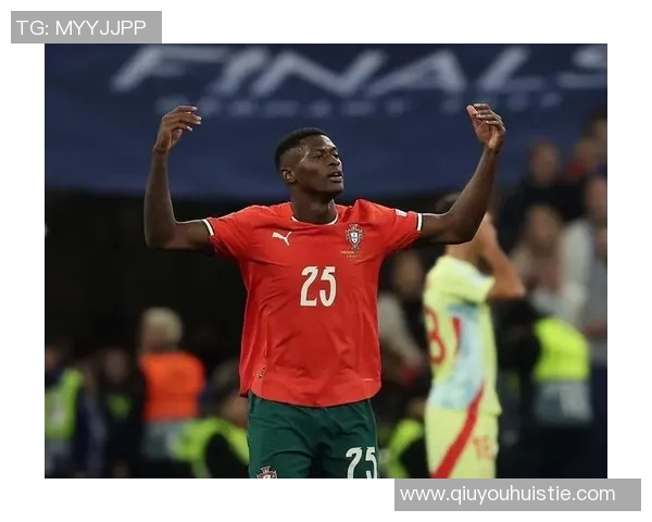 努诺门德斯任意球惊艳全场法甲官方称其为世界最佳左后卫